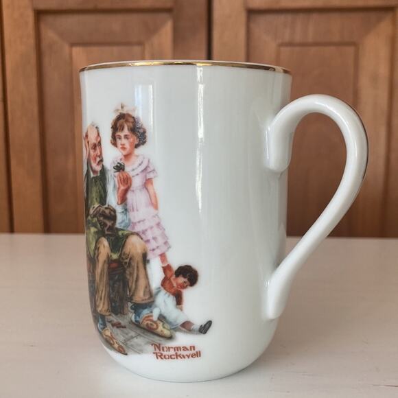 Vintage Norman Rockwell “The Cobbler” Collectible Mug - Picture 2 of 11